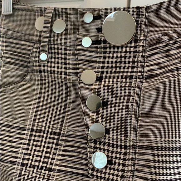 Checked Mini Skirt - Picture 2 of 4